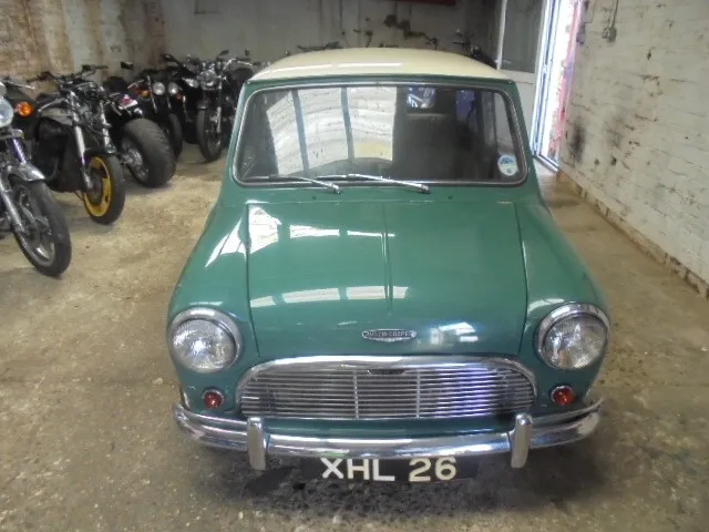 Ausin Mini Cooper    (1962)    P/X Welcome On One Or More Motorcycles.