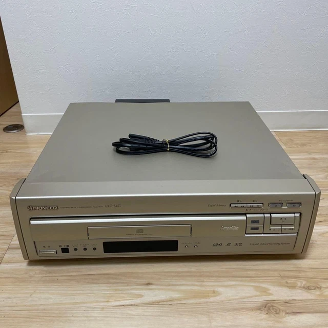 Lecteur Laserdisc Pioneer CLD-D515 – PAL/NTSC Double Face - Occasion