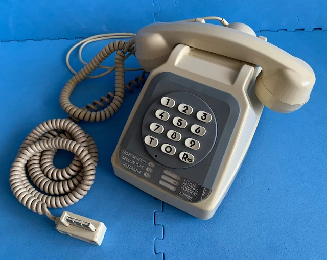 Téléphone d'époque PTT Phone / Thomson CSF Socotel S63 / 1985 / Marron & Kaki