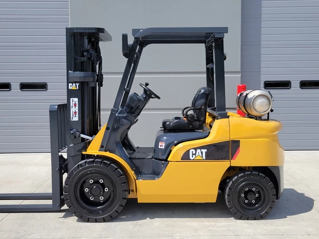2016 Mitsubishi Fg30N Lpg Pneumatic Tire 6000 Lb 3 Stage Forklift Caterpillar