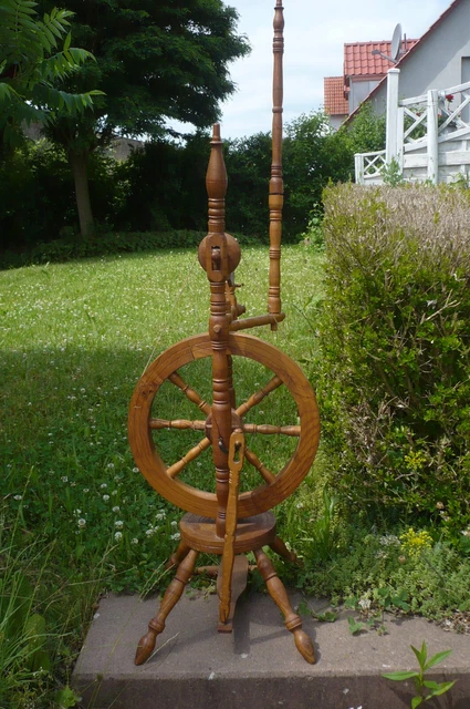 Spinnrad Flachs Holz Drechslerei Antik Nostalgie alt Historie Vintage