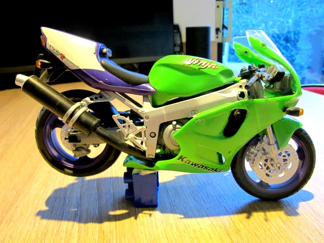 PROTAR KAWASAKI ZX7R RACING TEAM 1/9 【公式通販】