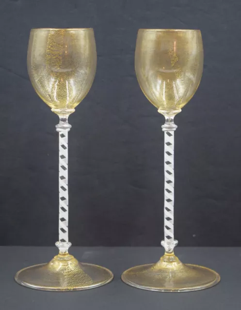 Pair of Salviati Venetian Murano Toasting Wine Glasses, Circa 1930