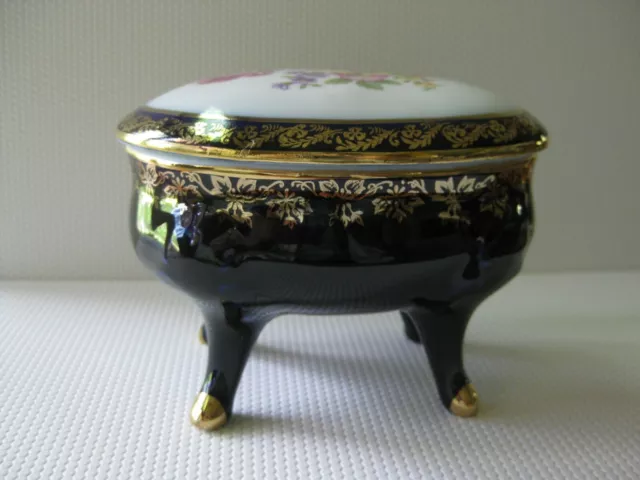 German Democratic Republic PM Porzellanwerk Martinroda Porcelain Trinket Bowl