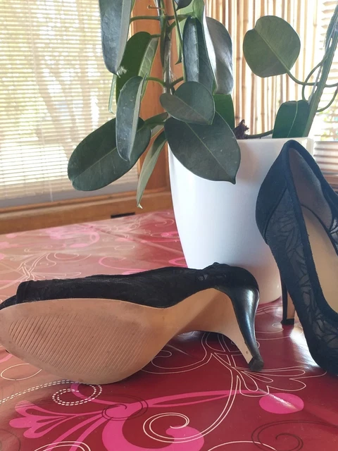 Escarpins Noirs Satin Cloutés Mascara - Pointure 38, Portés Une Seule Fois, état Impeccable