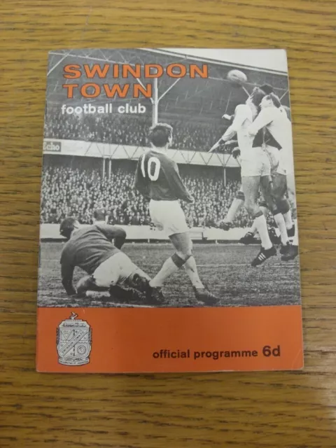 11/04/1967 Swindon Town v Mansfield Town  . Bobfrankandelvis [Footy Progs] offer