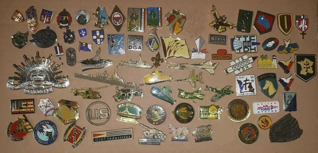 lot de pin's militaria (armée, insigne, daguet