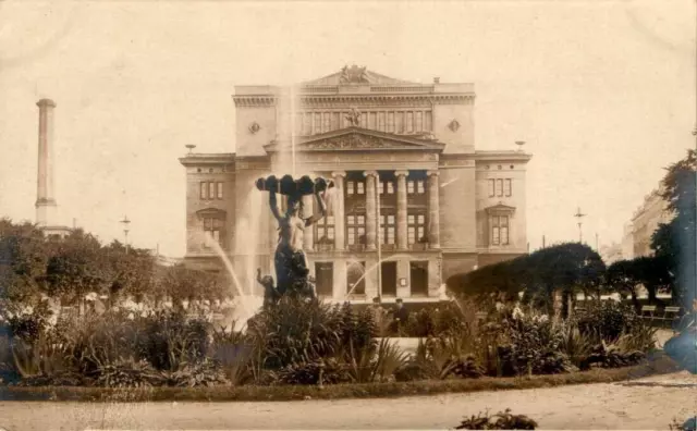 FOTO AK GRUß AUS LETTLAND RIGA DAS DEUTSCHE THEATER UM 1920 - 1930