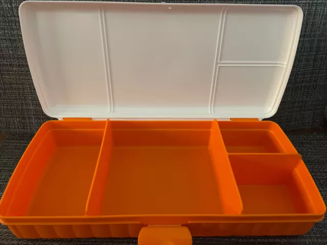 https://www.picclickimg.com/V2EAAOSwarxkLfpV/Tupperware-Lunch-N-Things-Container-Storage-Hinged-Bento.webp