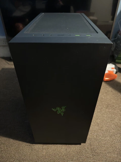 First Ever Razer Computer Case RAZER TOMAHAWK ATX - Mid Tower Gaming Case (Comes With Box) £80.00 ...