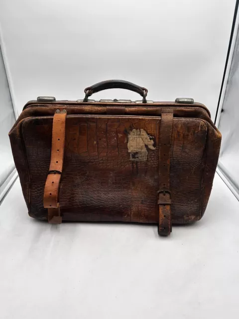 VTG Leather Doctors Large Travel Bag Brown Slide Latch Lock Rustic Distressed