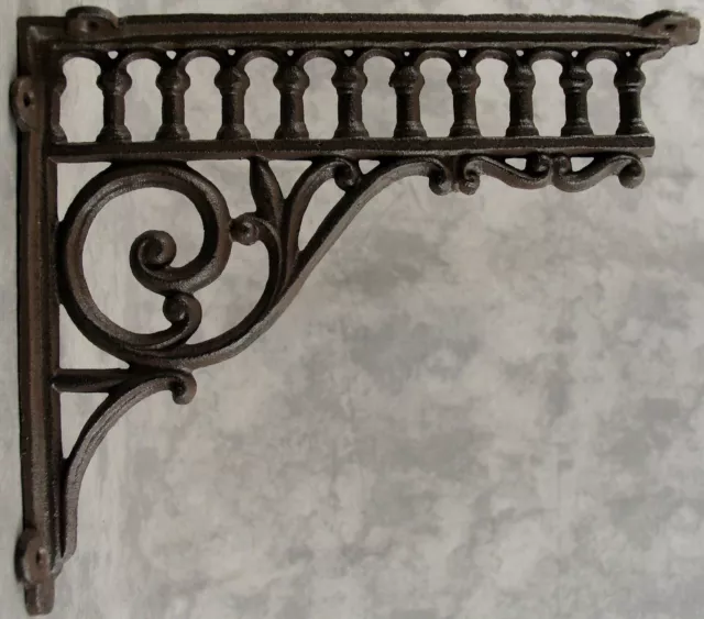 2 VICTORIAN EASTLAKE CAST IRON 8 ¾” x 10 ½” WALL CORNER SHELF BRACKETS 2