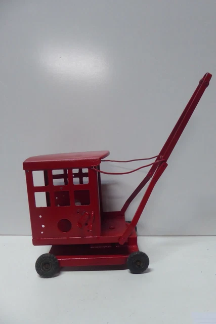 ANTIQUE VINTAGE TIN Toy Pressed Steel Metal Triang Crane Truck