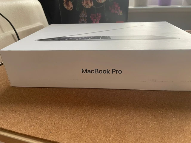 mackbook pro box