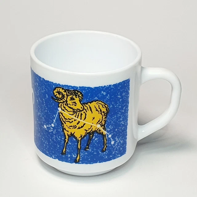 Mug Ancien Arcopal - Signe Astrologique Cancer (Zodiaque) - Blanc, État D'Occasion