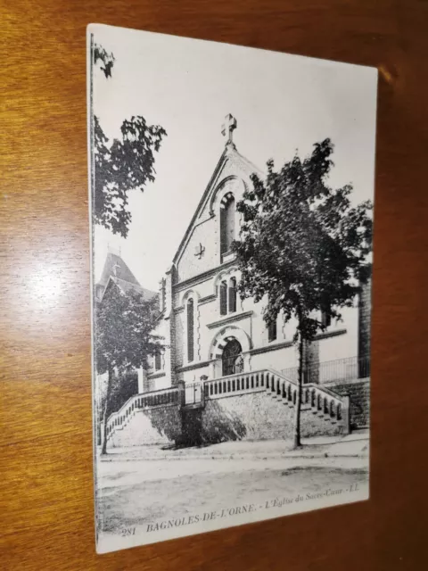 CPA - 61 - BAGNOLES DE L'ORNE - L'Eglise du Sacré-Coeur