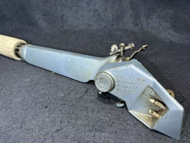 Johnson Evinrude OMC 9.5hp Outboard Steering Handle Tiller Arm Assembly 0381615