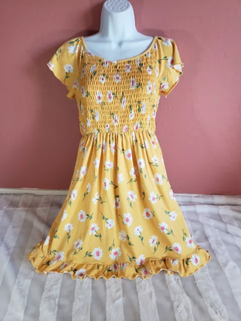 Zunie Girls Yellow White Daisy  Floral Knit Smocked Sun Dress L 14 16