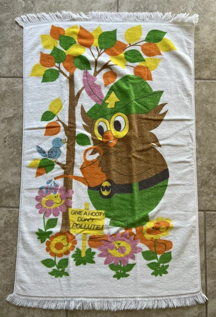 Vintage 70’s Fieldcrest Woodsy Owl Give A Hoot Don’t Pollute Towel 24” x 36"