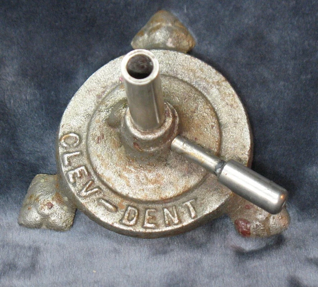 Rare ~ Cleveland Dental Mfg. Co. ~ Cast Iron Dental Lab Bunsen Burner ~ Vintage