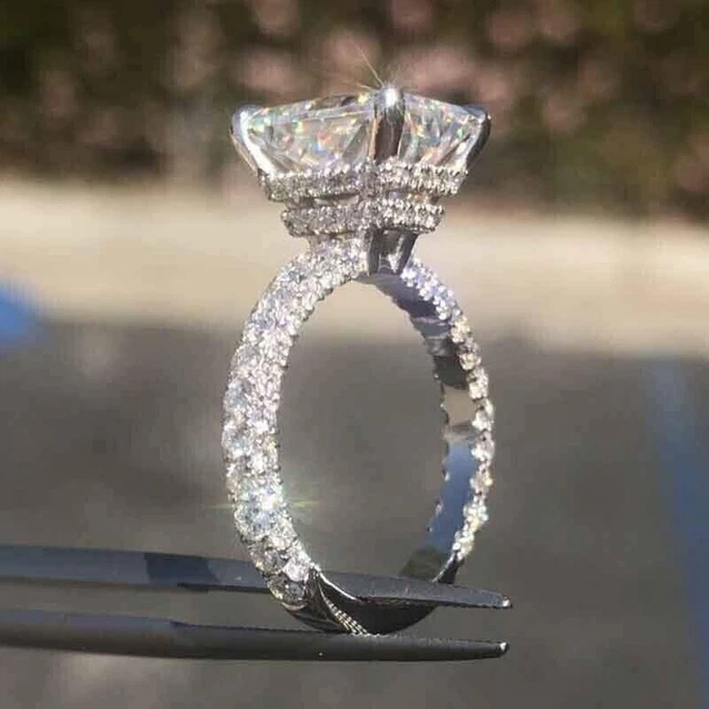 Bague solitaire en or rose avec pierre péridot naturelle taille