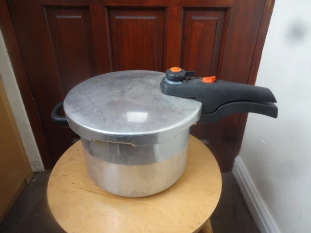 Prestige smartplus pressure sales cooker hold down cup