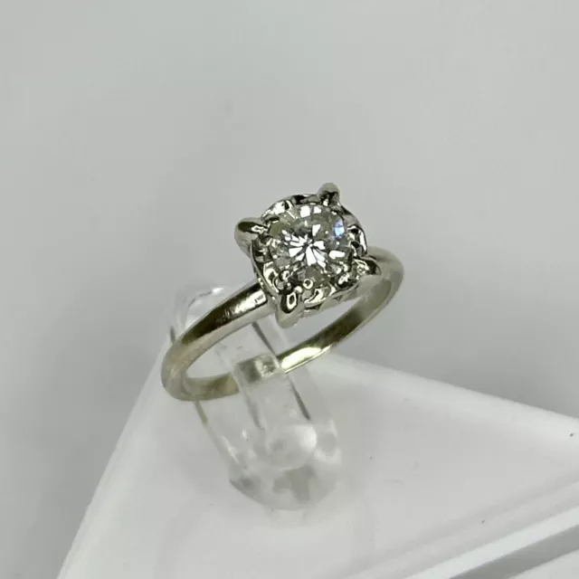 Bague Solitaire en Or Gris 14 K / Diamant 0,60 ct / Réf MP2564