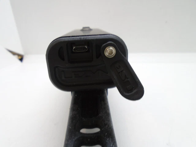 Lezyne Macro Drive 1300XXL Frontfahrrad Licht MATTSCHWARZ ( 7