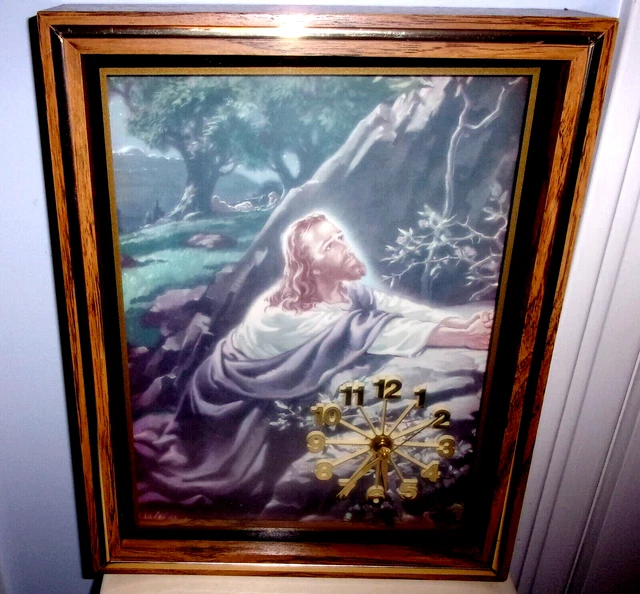 JESUS WALL CLOCK MCM Praying Garden Gethsemane Print Faux Wood Frame
