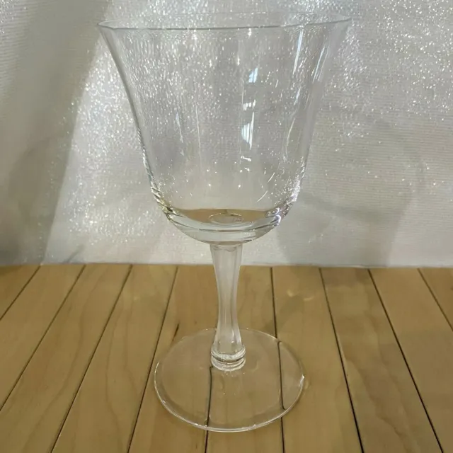 Lalique Crystal BARSAC Burgundy Wine Glass 6oz Goblet Stemware 5 7/8" *Fleabite*