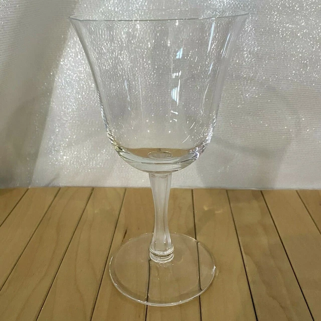 Lalique Crystal BARSAC Burgundy Wine Glass 6oz Goblet Stemware 5 7/8" *Fleabite*
