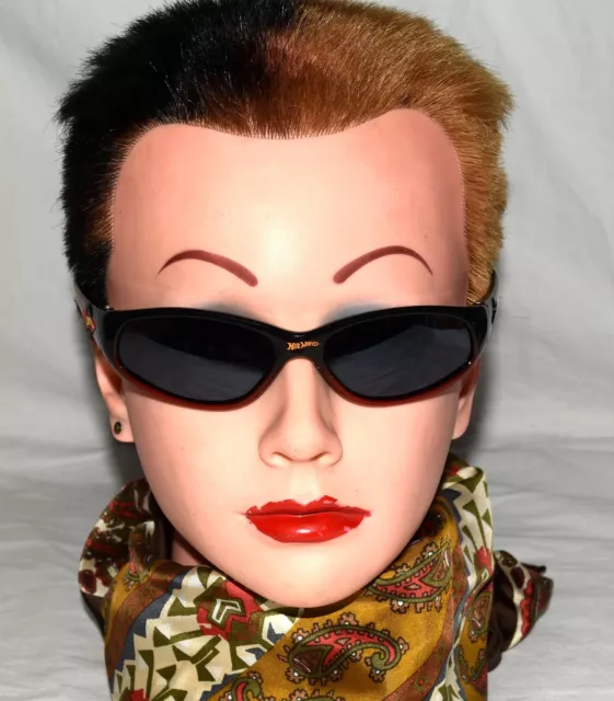 2009 Hot Wheels Mattel Black & Red with Striped Temples Wrap Boys Sunglasses