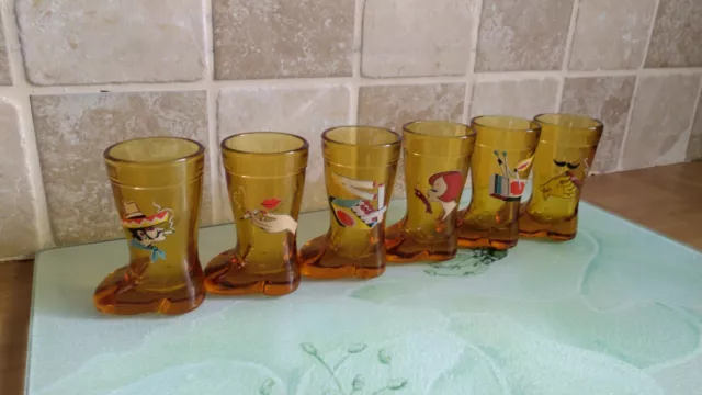 6 Rare Vintage / Retro Italian Glass Boot Shot Glasses - Confezione Stivaletto