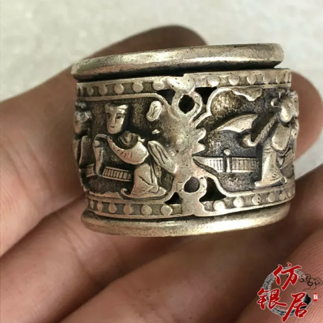 Exquisite Old Chinese tibet silver handcarved character Pull finge Ring statue 8 3