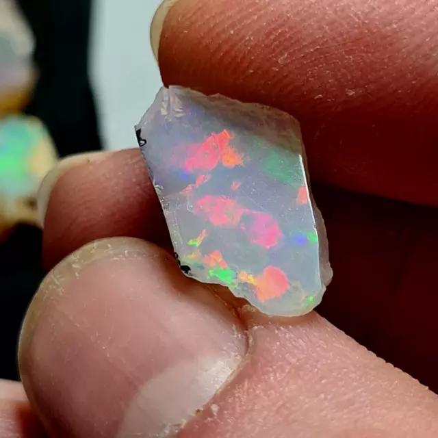 Ethiopian Crystal Opal Rough 4.05cts Welo Opal Natural UNCUT Gemstone Cut Grade