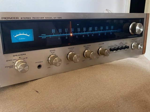 Pioneer stereo Receiver model SX-750 + 525