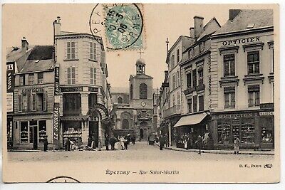 EPERNAY - Marne - CPA 51 - Commerces - Opticien rue St Martin Journal au Progres