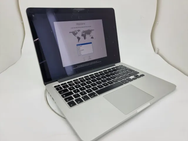 Apple MacBook Pro 13-Inch Intel Core i5 2.7 GHz 8GB RAM 256 GB SSD 2015