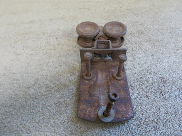 Vintage Barn Door Roller Barn Shed Trolley W / Bracket Hardware Architectural