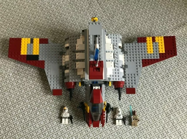 LEGO STAR WARS Republic Attack Shuttle 8019 Complete With