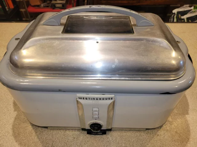 https://www.picclickimg.com/V4cAAOSwD9tlTAl0/1940s-Vintage-Westinghouse-Roaster-Oven-RO-81-Works-great.webp
