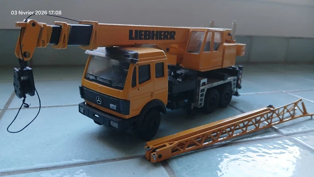 Camion Bétonnière Mercedes-Benz Conrad 1/50 - 2222 B 6x4, Couleur Kaki, Occasion