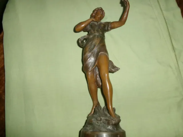 Ancienne STATUETTE en régule "REVEIL du PRINTEMPS" par Monica