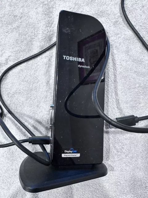 Toshiba DynaDock U.30 (PA3927A-1PRP) Docking Station