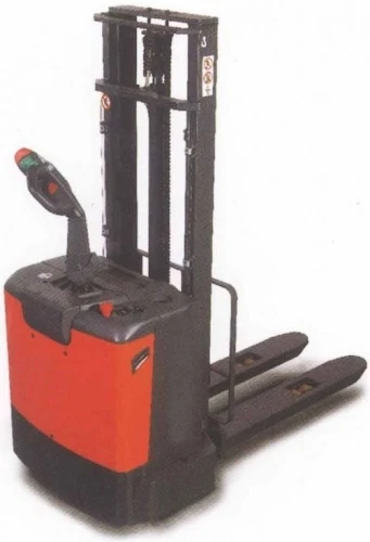Carrello Sollevatore Semovente Elettrico 24V. Portata Kg.1500 h5000mm con Pedana