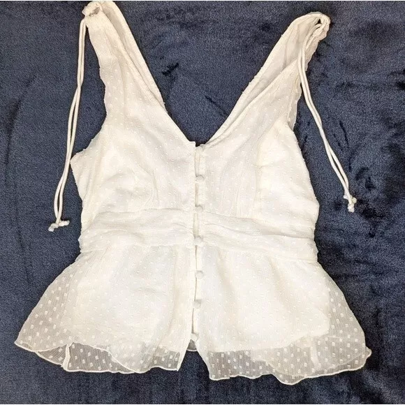 Abercrombie and Fitch white dainty top