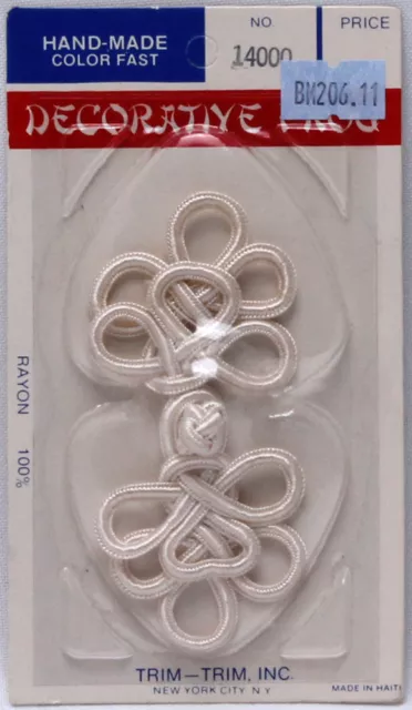 Cierre de rana decorativo - Fijador de 4" blanco hecho a mano color rápido M206.11