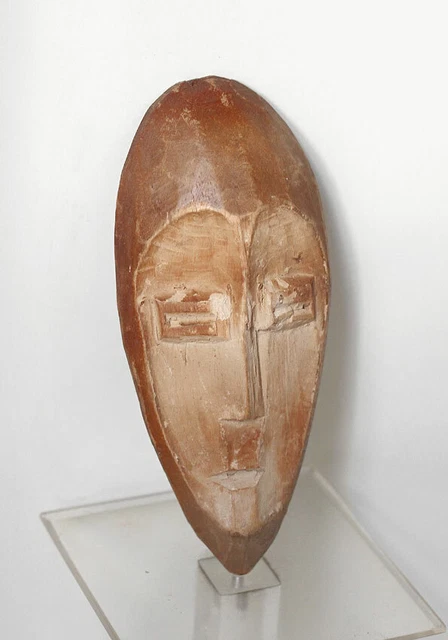 Old Lega passport mask