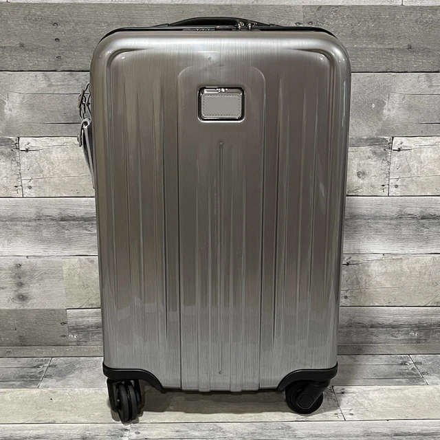 TUMI V4 Collection 22-Inch Carry-On Expandable Spinner Packing Case Luggage