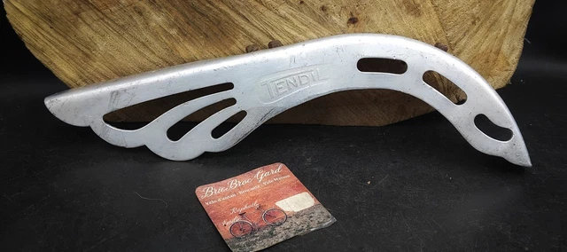 Garde-chaîne Vélo Rigid Aluminium Ancien Pour Roues 650 Ou 700 - NOS